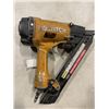 Image 2 : BOSTICH AIR NAILER