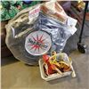 Image 1 : BOOSTER CABLES AND TIRE COVERS, 4 PCS