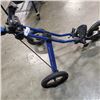 Image 2 : FOLDING GOLF CADDY