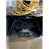 Image 2 : ELECTRIC SNOW THROWER 622U WITH EXTENTION CORD WORKING