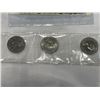 Image 2 : 2 CANADIAN DOLLAR BILLS AND 3 CANADIAN DOLLAR COINS
