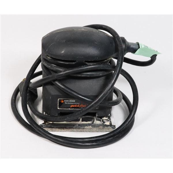 BLACK & DECKER PALM SANDER