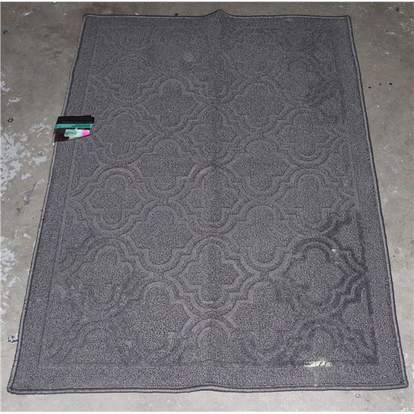 GRAND IMPRESSIONS ACCENT RUG-STORE RETURN