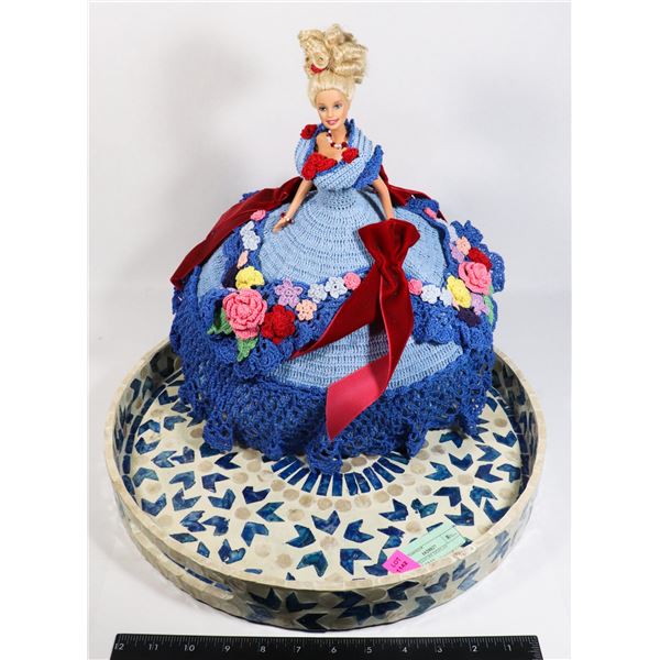 BARBIE FEATURE DISPLAY w/ACCENT TRAY