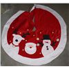 Image 1 : CHRISTMAS TREE SKIRT
