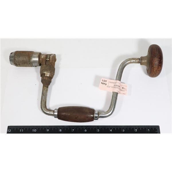 VINTAGE/ ANTIQUE HAND DRILL