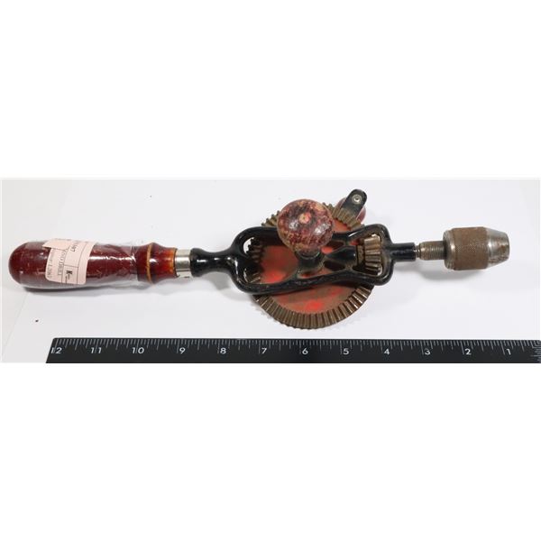 VINTAGE/ ANTIQUE HAND DRILL