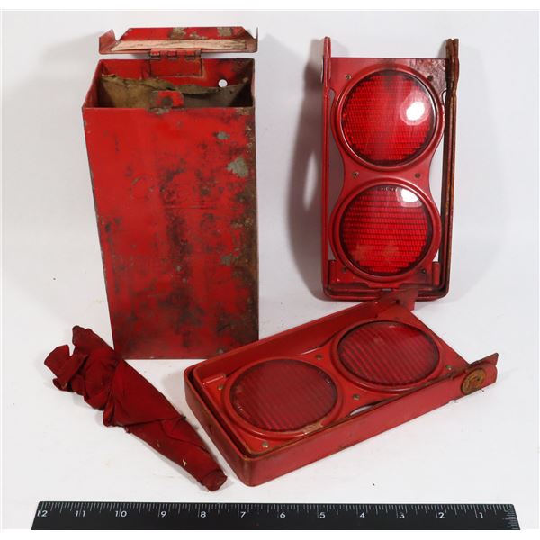 VINTAGE GROTE ROAD SIDE REFLECTOR SET