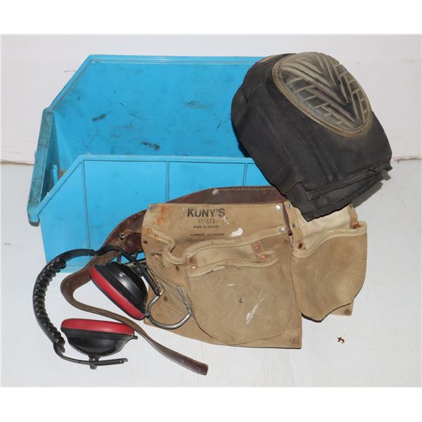 LEATHER TOOL BELT SOLD WITH KNEE PADS AND