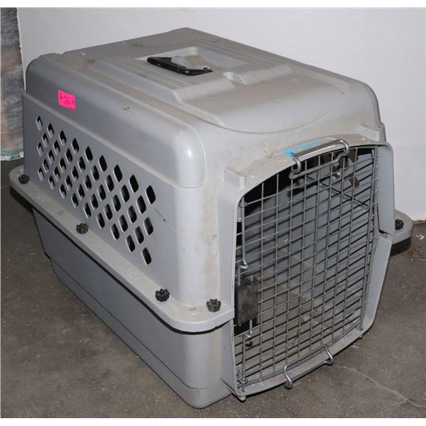 PETCO PET CARRIER FOR SMALL DOGS