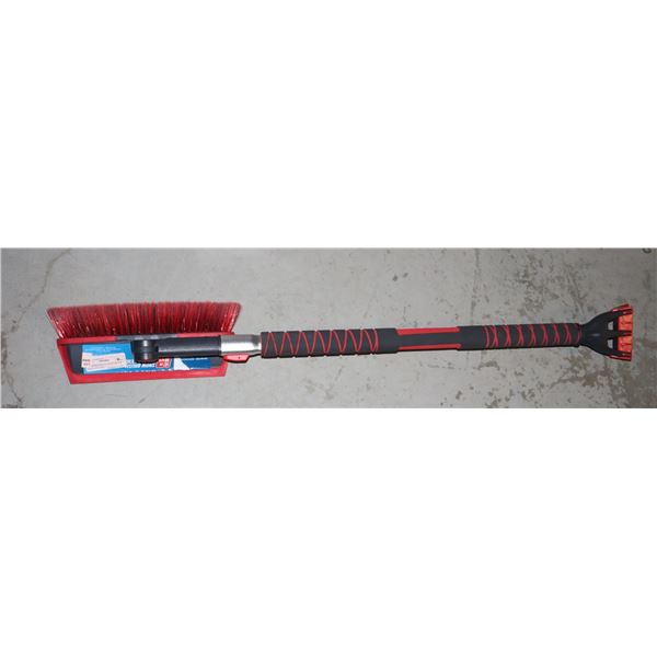 STORE RETURN 58" SNOW BRUSH, DOES NOT LOCK