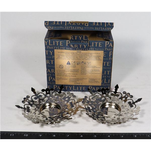 PARTYLITE SNOWFLAKE TEALIGHT HOLDER PAIR