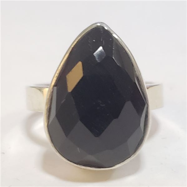 SILVER BLACK ONYX RING (~SIZE 8)(~WEIGHT 6.43G)