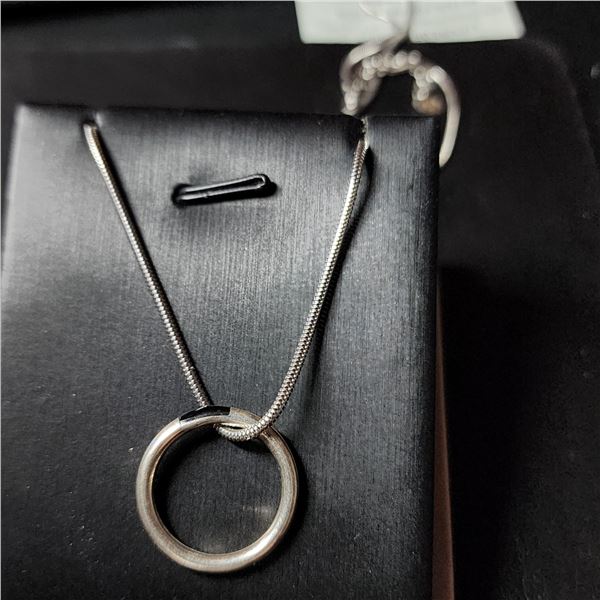 SILVER NECKLACE