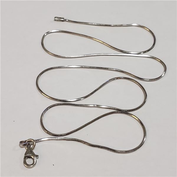 SILVER CHAIN(~LENGTH 20INCHES) (~WEIGHT 4.08G)