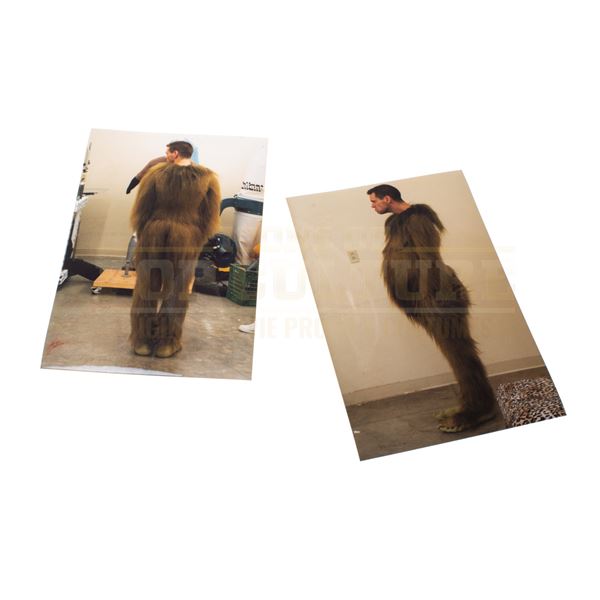 How the Grinch Stole Christmas – Jim Carrey/Grinch Costume Fitting Images - H3-410