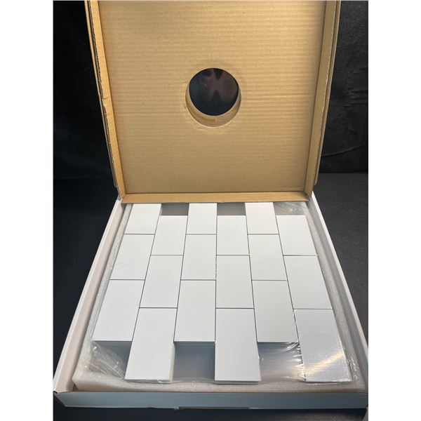 1 Box of Peel and Stick Tiles - 10pcs - New