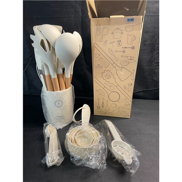 1 Silicone Kitchen Utensil Set - White/Cream Colour - Brand New