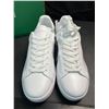 Image 4 : 1 Pair of Lacoste Carnaby Pro BL23 1 White Leather Sneakers - Size 7.5 - New with Tags