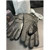 Image 3 : 2 Pairs of Heated Winter Gloves (USB-Powered) with 2 Wulcea USB-Powerbanks - Brand New!
