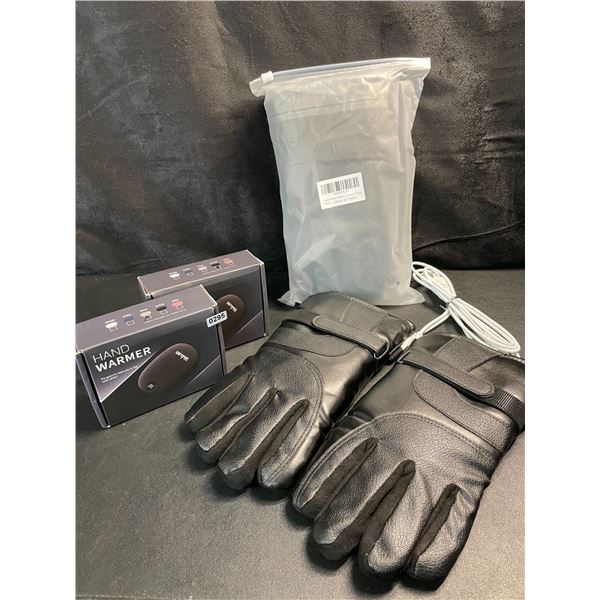 2 Pairs of Heated Winter Gloves (USB-Powered) with 2 Wulcea USB-Powerbanks - Brand New!