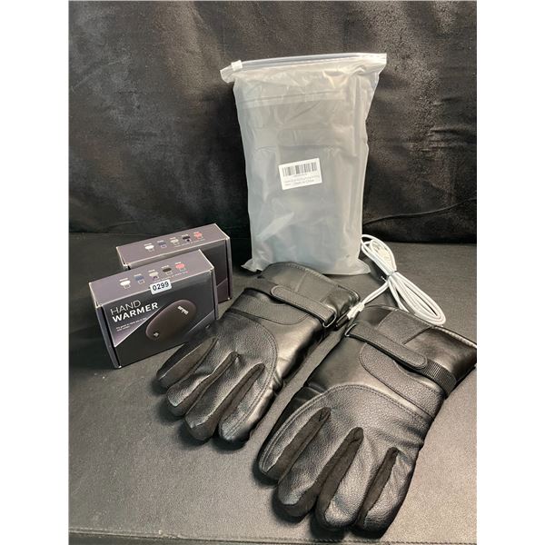 2 Pairs of Heated Winter Gloves (USB-Powered) with 2 Wulcea USB-Powerbanks - Brand New!