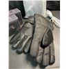 Image 2 : 2 Pairs of Heated Winter Gloves (USB-Powered) with 2 Wulcea USB-Powerbanks - Brand New!