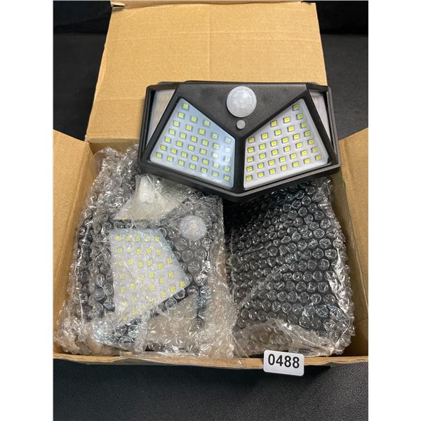 1 Box of Solar Wall Lights - 4PCS - New
