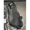 Image 2 : 4 Packs of LA Active Grip Socks (Size L) - 2 Pairs Per Pack/8 Pairs Total - Brand New