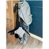 Image 4 : 1 APXL Golf Stand Bag with Rain Hood 7 6-Pockets - Fits up to 8 Clubs - Easy to Carry - NEW