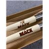 Image 2 : Vintage Mack Canada Inc. Parker Pen Set