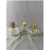 Image 2 : Lot of 3 Vintage Clear Glass  Oil Lamps with Chimneys 2 are Fingerling