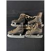 Image 2 : Large Lot of Vintage Men's & Women's Ice Skates