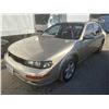 Image 1 : 1998 Nissan Maxima