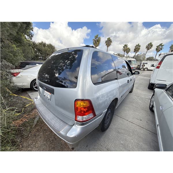 2000 Ford Windstar