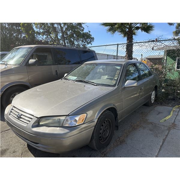 1999 Toyota Camry