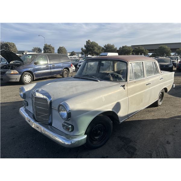 1963 MERCEDES 190 SERIES