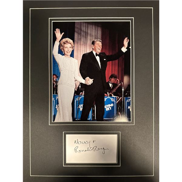 Nancy and Ronald Reagan Autographe3d Display