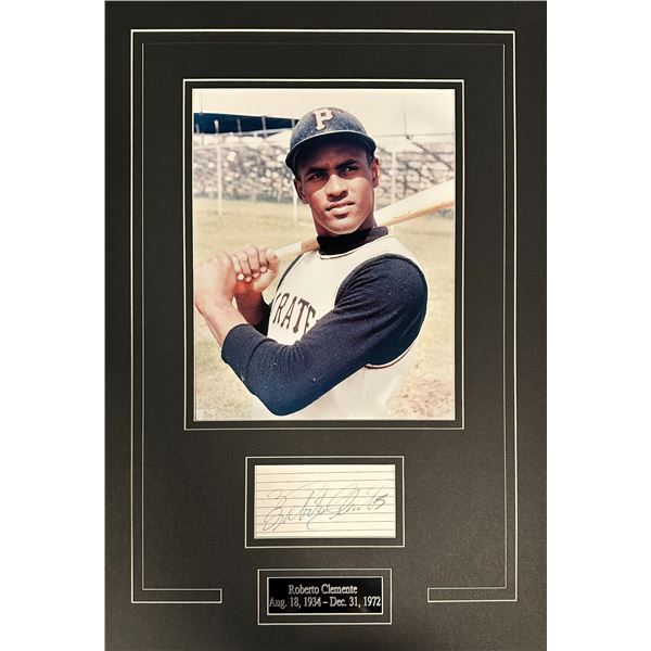 Roberto Clemente Autographed Display