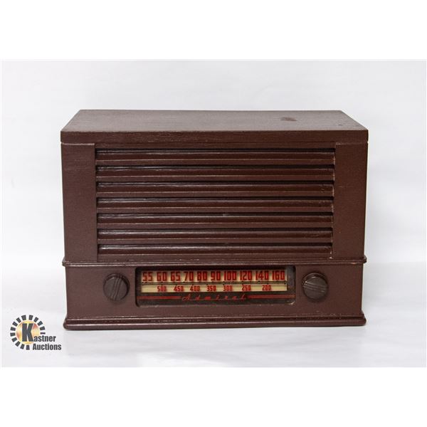 ADMIRAL RADIO - WOOD BODY