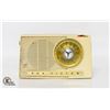 Image 1 : 1957 RCA VICTOR RADIO - MODEL 9-BT-9E