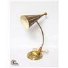Image 1 : MID CENTURY LAMP WITH BRASS AND WOOD ACCENTS