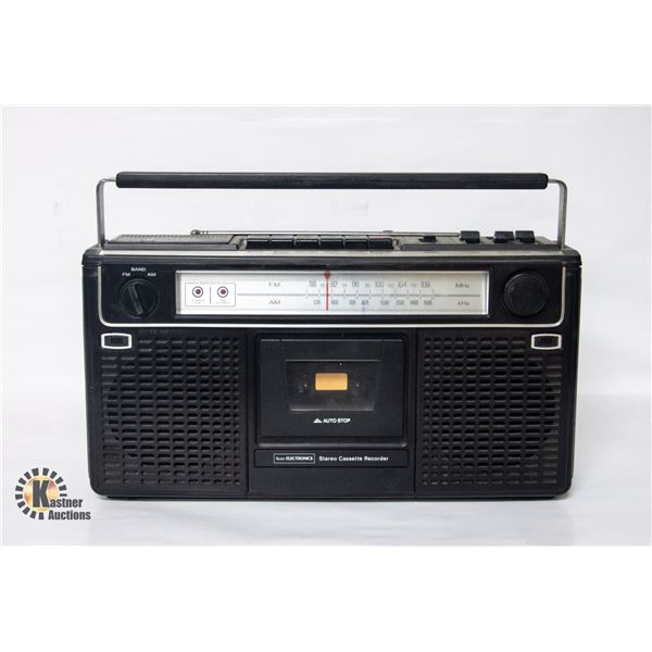 VINTAGE BOOMBOX WITH CASSETTE PLAYER