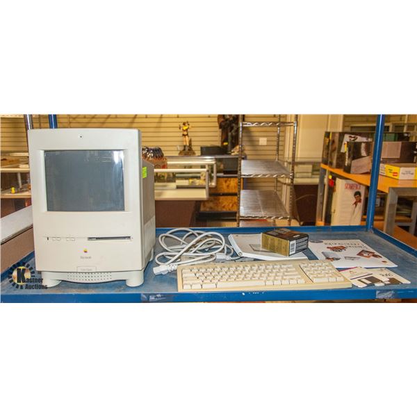 MACINTOSH COLOR CLASSIC BY APPLE COMPUTERS