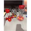 Image 1 : Hummingbird feeders