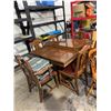Image 1 : Antique table and 6 chairs