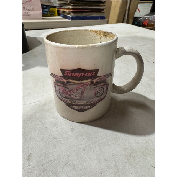 Snap-on chopper mug needs cleaning