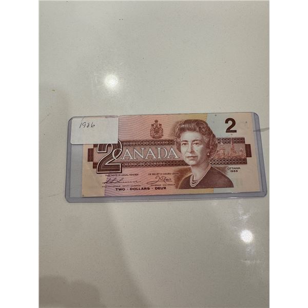 1986 Canadian two dollar bill
