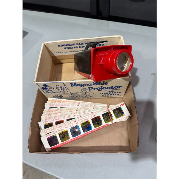 Magna slide projector and slides