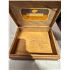 Image 2 : Cigar box